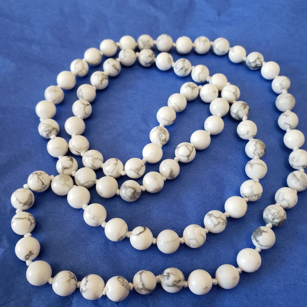 Fashion Bohemian Jewelry Long Knotted Bead Necklace For Women howlite Stone